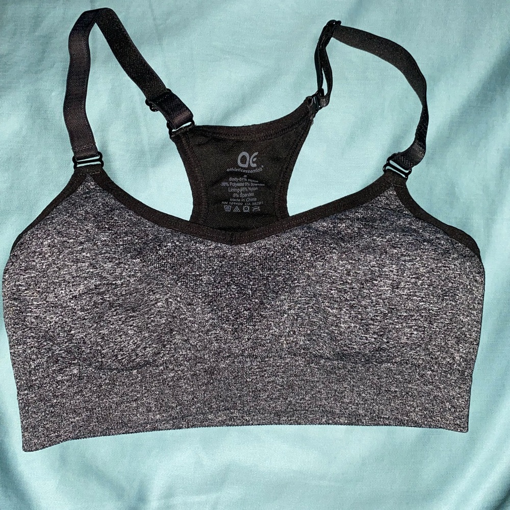 Sports bra